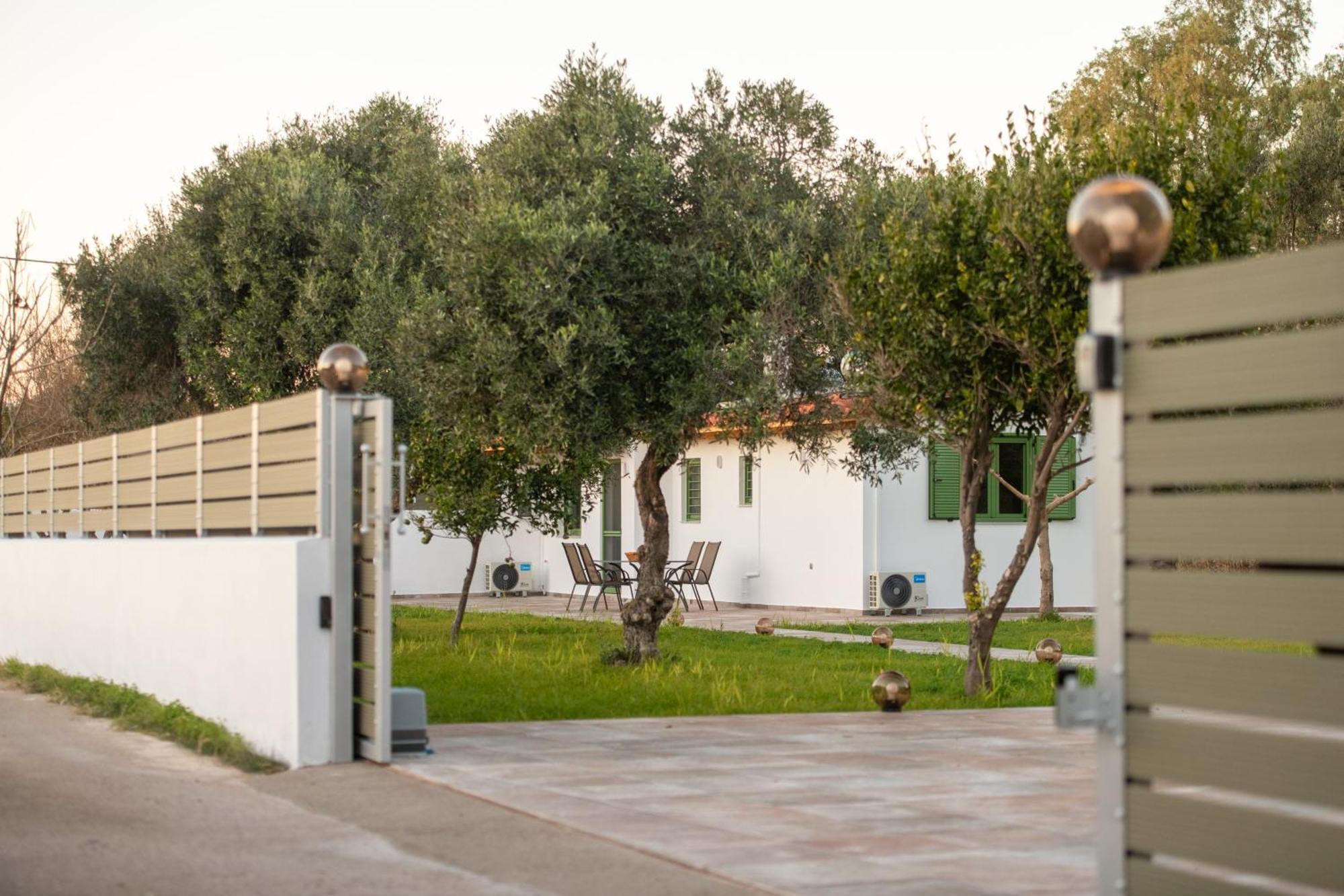 House By The Sea Villa Aegium Buitenkant foto